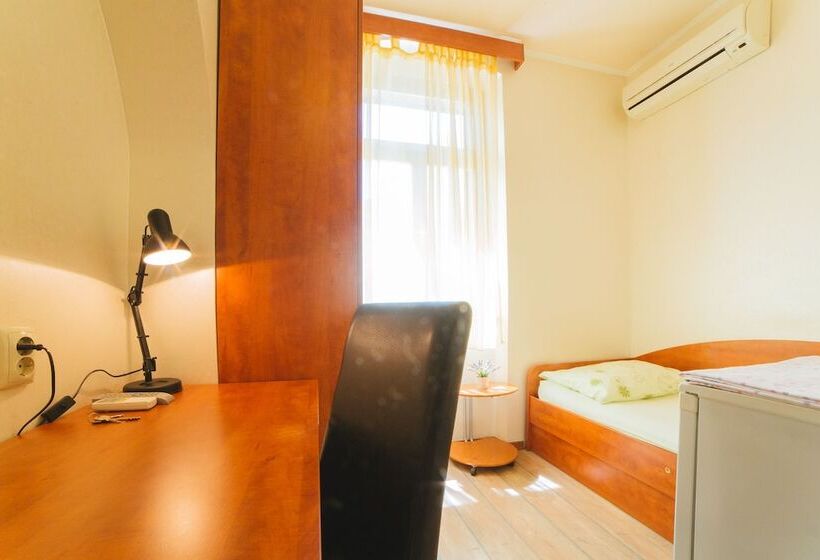 コンフォートワンルーム, Villa Spalatina