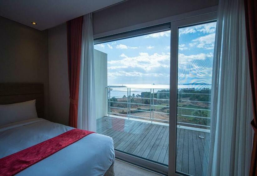 غرفة قياسية ثلاثية, Y Resort Jeju