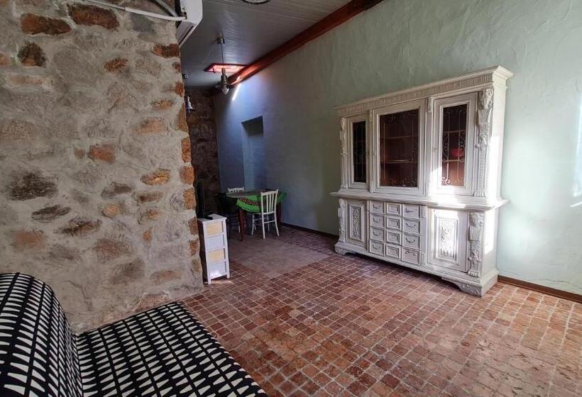 Апартаменты 1 Спальня, B&b Nuraximannu