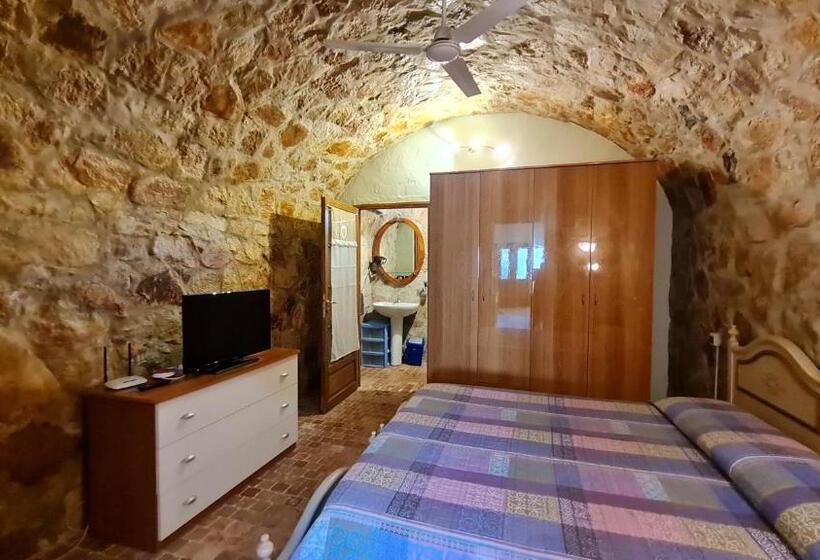 Апартаменты 1 Спальня, B&b Nuraximannu