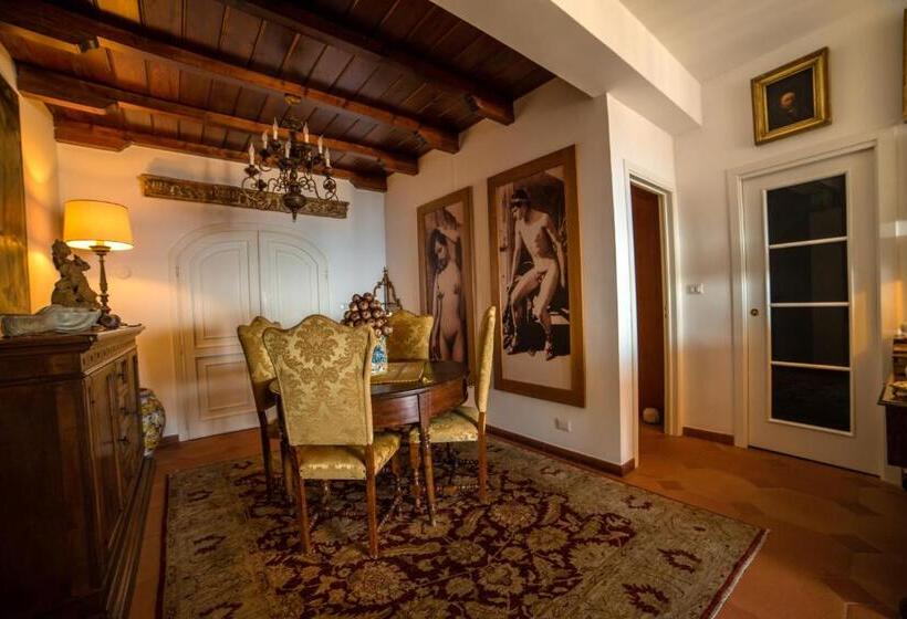 バルコニー付きスタンダードルーム, Casa Aricò & Shatulle Suites