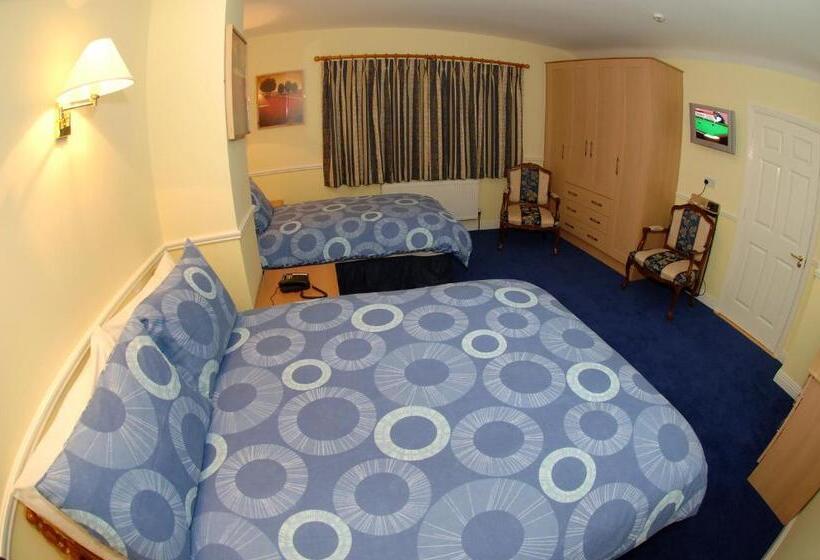 חדר סטנדרט לשלושה, Avlon House Bed And Breakfast