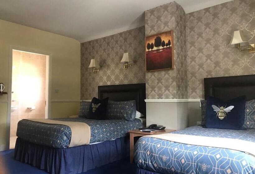 חדר סטנדרט לשלושה, Avlon House Bed And Breakfast