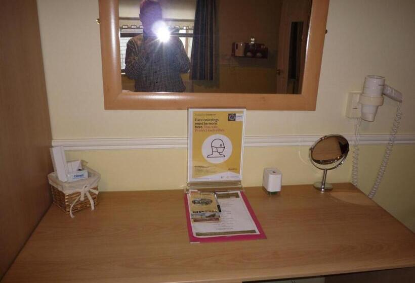 Номер Стандарт Трехместный, Avlon House Bed And Breakfast