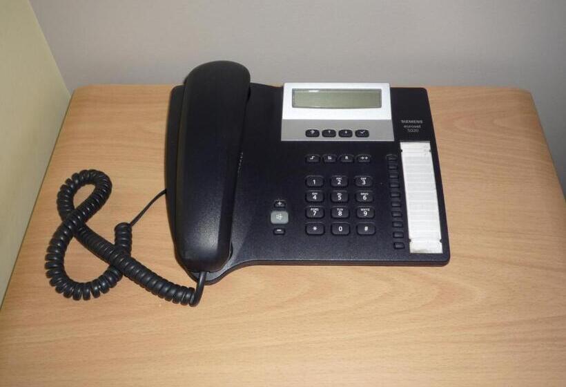 חדר סטנדרט לשלושה, Avlon House Bed And Breakfast