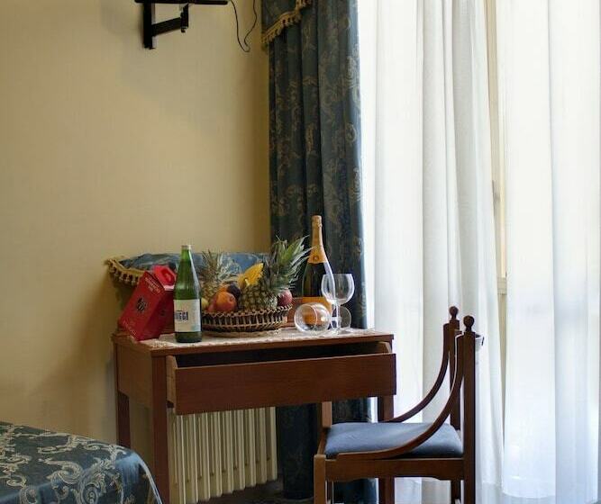 스탠다드 룸, Bonifacio