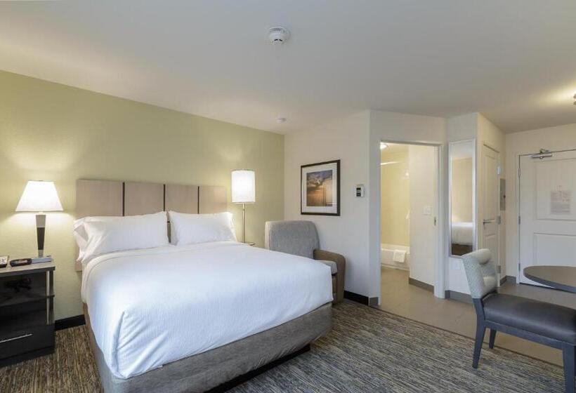 جناح لذوى الاحتياجات الخاصة, Candlewood Suites Mishawaka, An Ihg