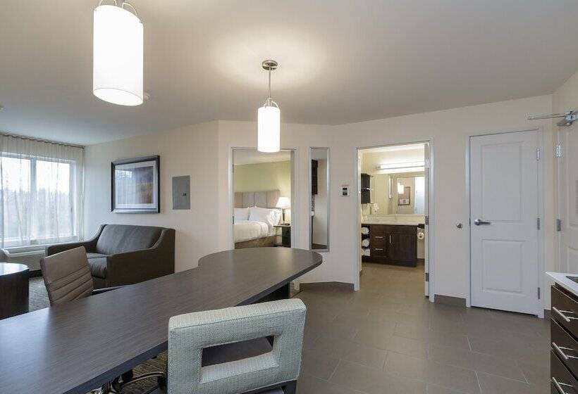 جناح لذوى الاحتياجات الخاصة, Candlewood Suites Mishawaka, An Ihg