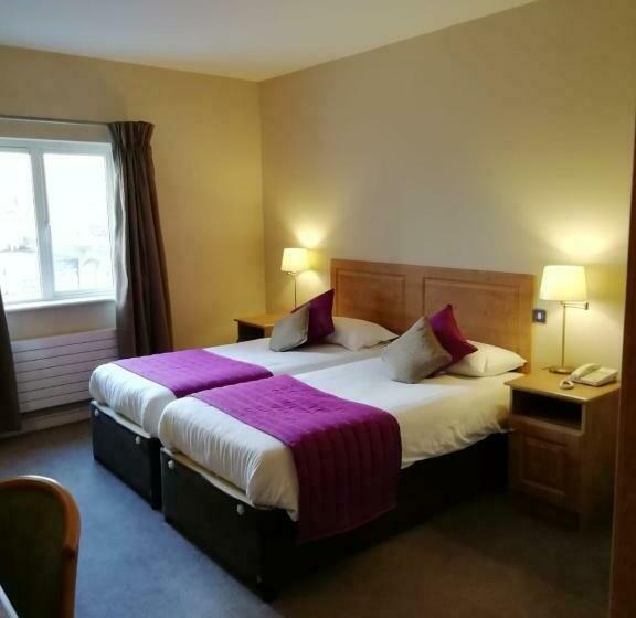 חדר סטנדרט, Deebert House