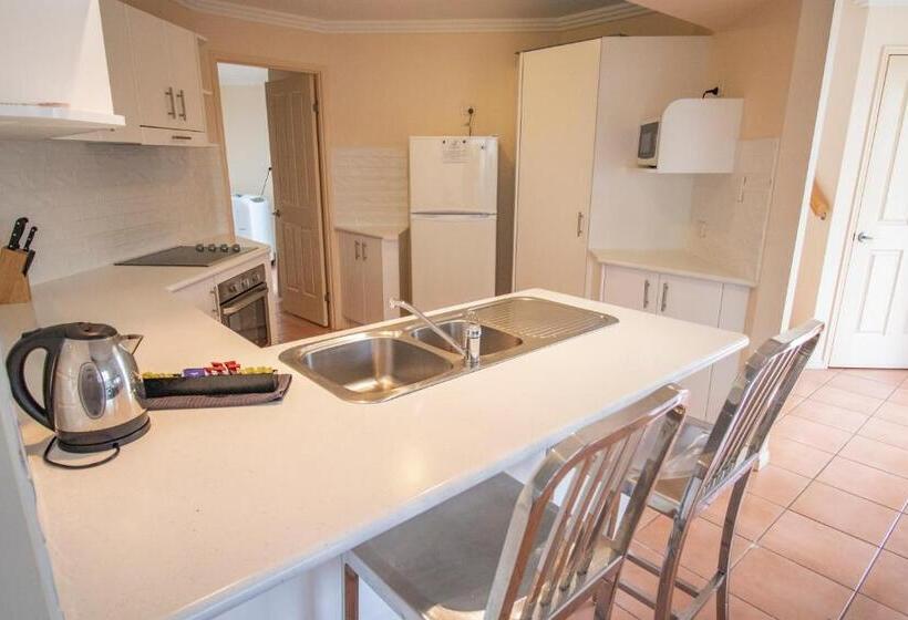 آپارتمان 3 خوابه, Grange Resort Hervey Bay