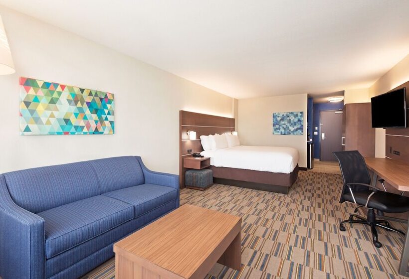 套房, Holiday Inn Express & Suites Uniontown, An Ihg