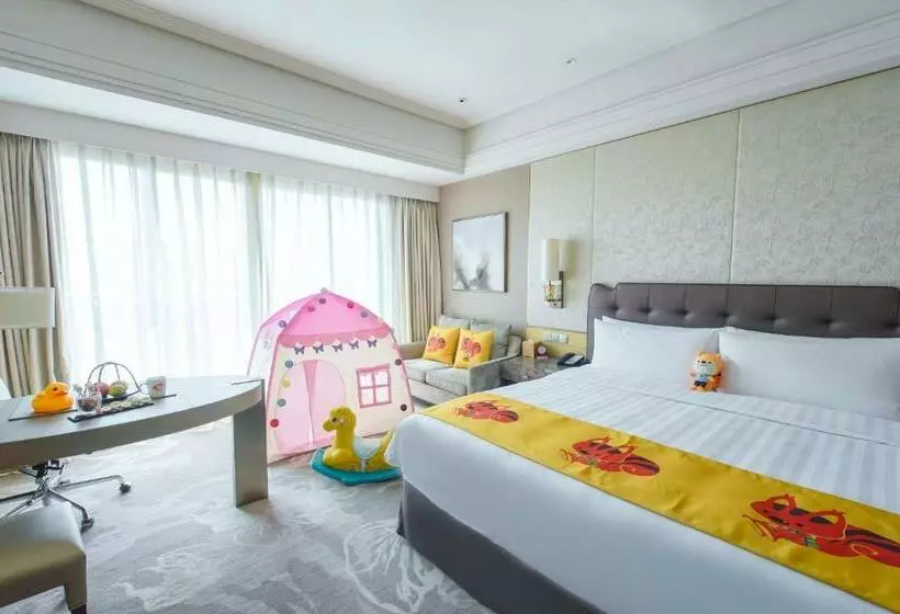 キングサイズベッドのデラックスルーム, Midtown Shangri La, Hangzhou   Around 5 Minutes Walking Distance To West Lake