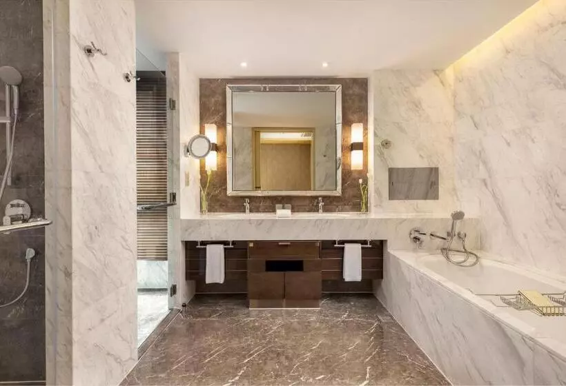 エクゼクティブスイート, Midtown Shangri La, Hangzhou   Around 5 Minutes Walking Distance To West Lake