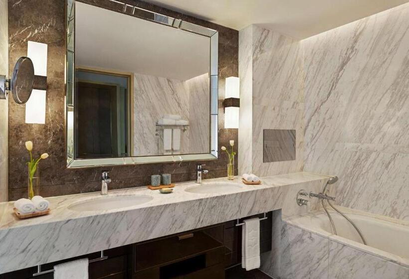 סוויטה אקזקיוטיב, Midtown Shangri La, Hangzhou   Around 5 Minutes Walking Distance To West Lake