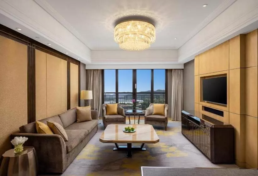 エクゼクティブスイート, Midtown Shangri La, Hangzhou   Around 5 Minutes Walking Distance To West Lake