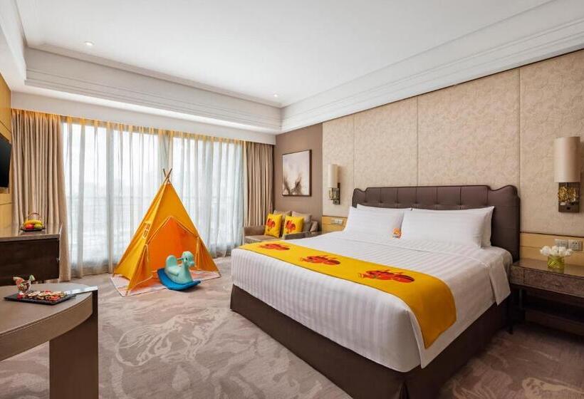 Номер Deluxe, Midtown Shangri La, Hangzhou   Around 5 Minutes Walking Distance To West Lake