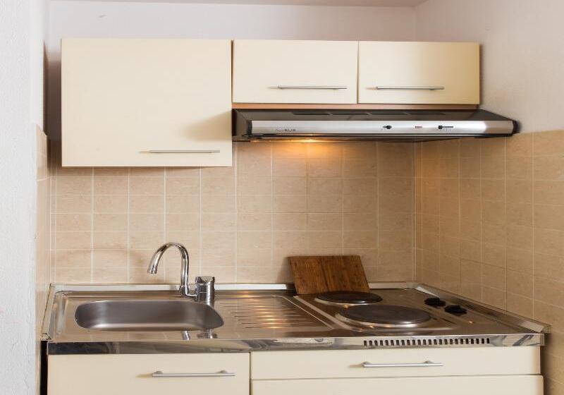 Апартаменты 1 Спальня, Orka Apartments