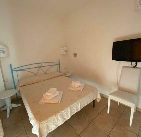 غرفة قياسية, Palau City