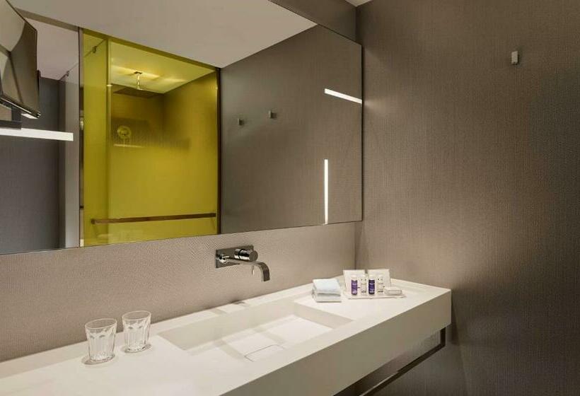 חדר סופריור, Park Plaza London Waterloo