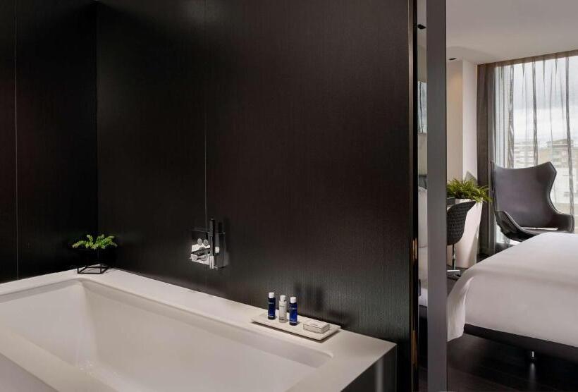 Люкс, Park Plaza London Waterloo