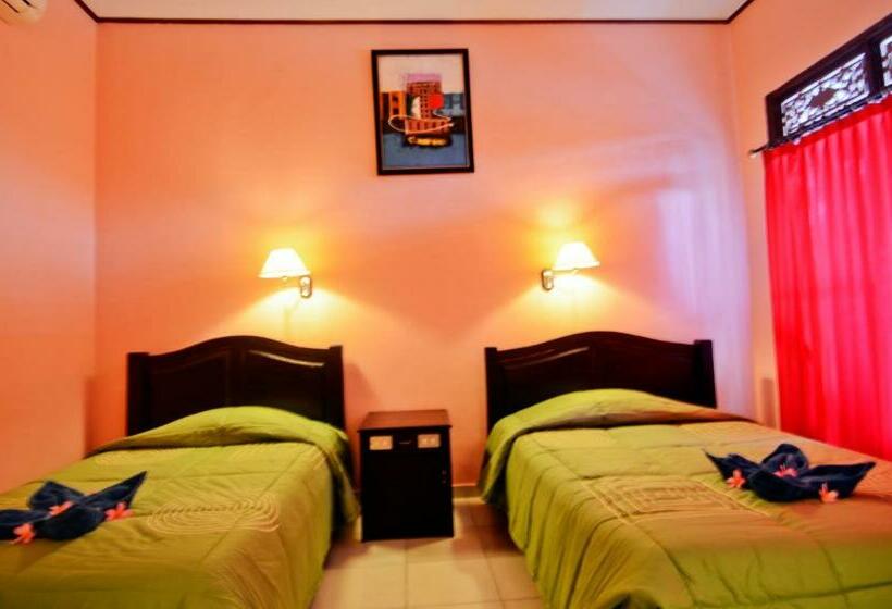 스탠다드 룸, Pesona Beach Inn