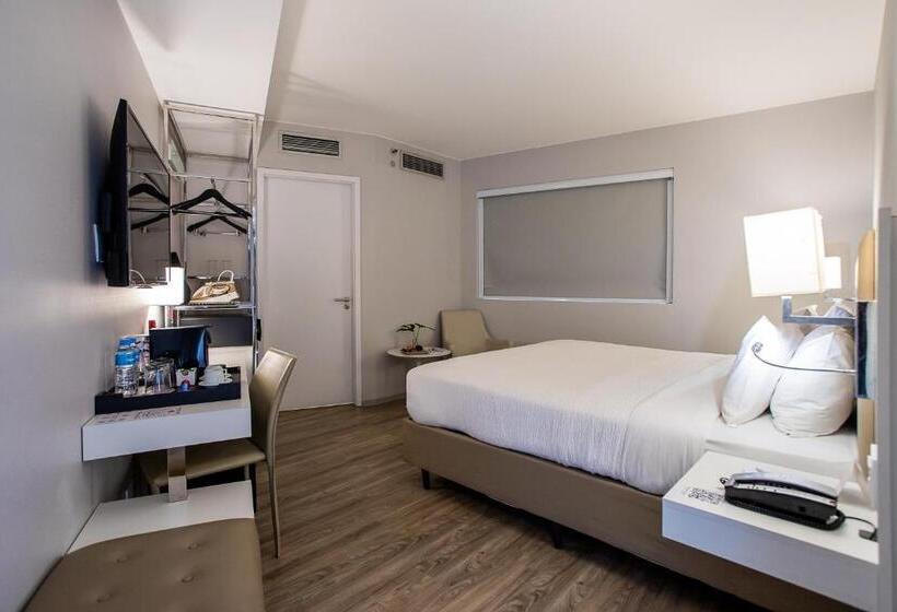 اتاق لوکس با تخت بزرگ, Radisson Rio De Janeiro Barra