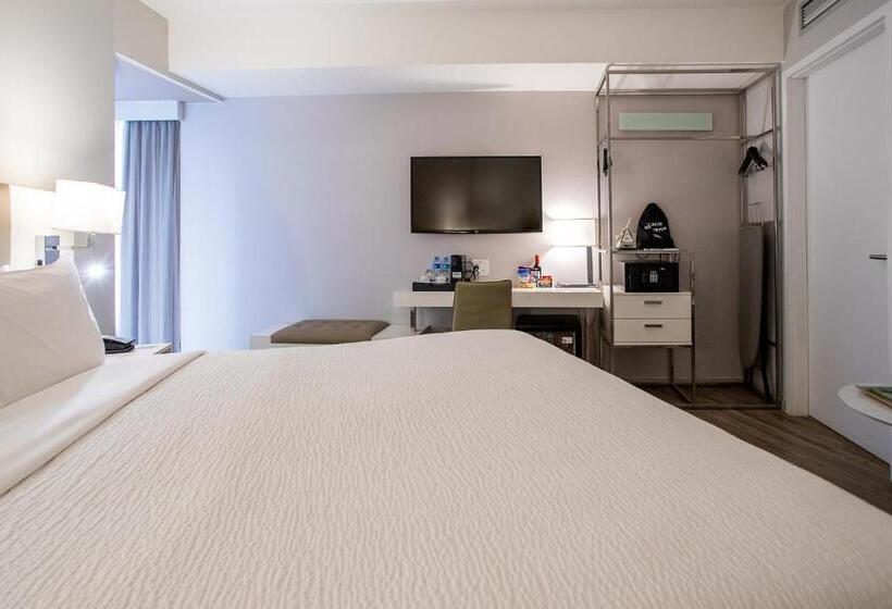 اتاق لوکس با تخت بزرگ, Radisson Rio De Janeiro Barra