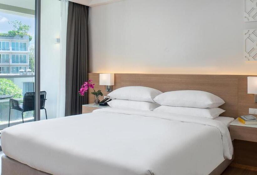 Номер Superior Кровать Кинг, Andaman Beach Hotel Phuket Handwritten Collection