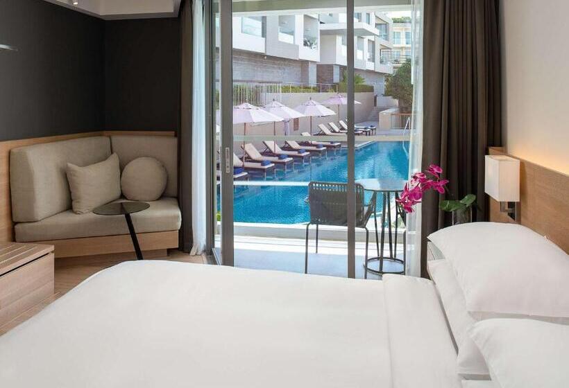 Номер Superior Кровать Кинг, Andaman Beach Hotel Phuket Handwritten Collection