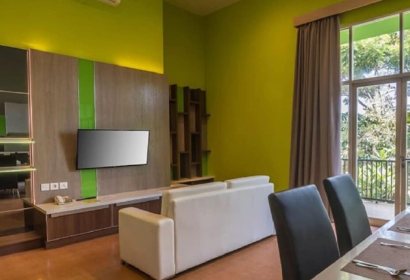 Апартаменты 1 Спальня, Maxonehotels.com Resort Makassar