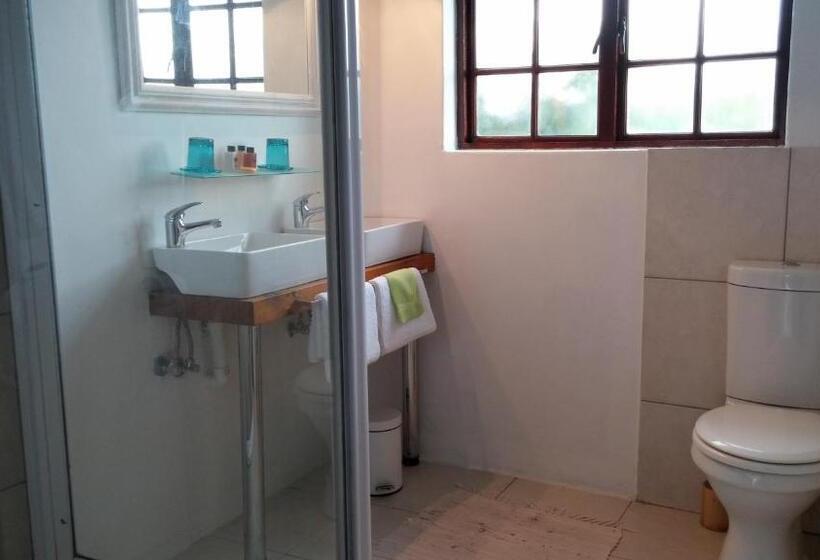 スタンダードバンガロー, De Molen Guest House