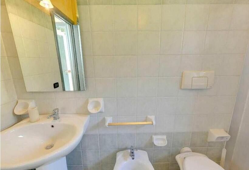 דירת 2 חדרים נוף לים, Residence Il Borgo Di Porto Corallo