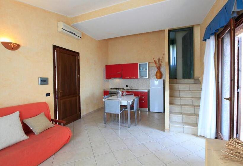 דירת 2 חדרים נוף לים, Residence Il Borgo Di Porto Corallo