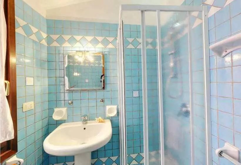 スタンダードスタジオ, Residence Il Borgo Di Porto Corallo