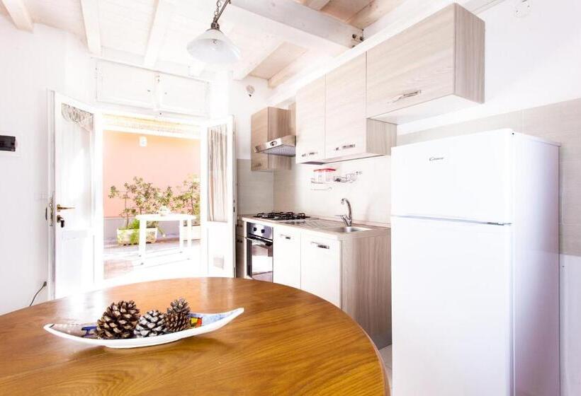 شقة غرفة واحدة, Villa Emilia