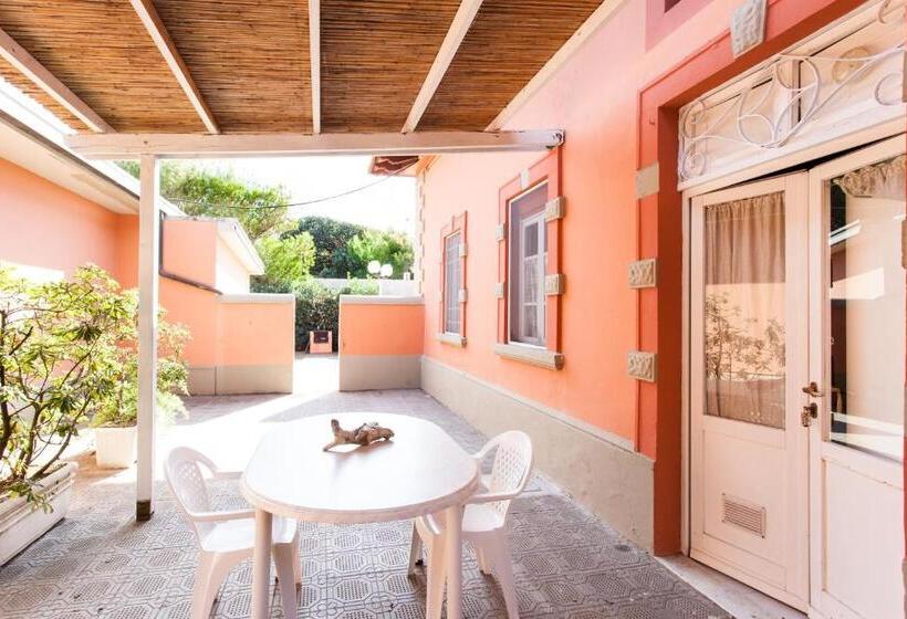 شقة غرفة واحدة, Villa Emilia