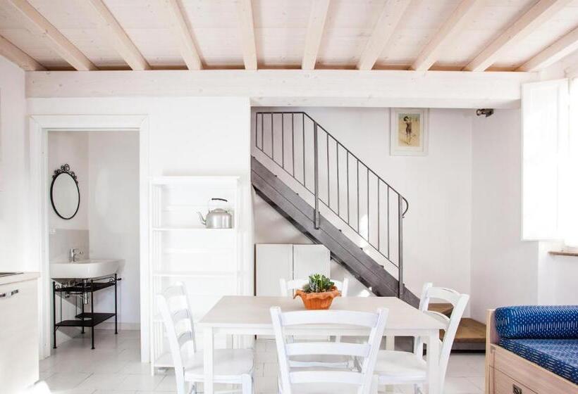 Апартаменты 1 Спальня, Villa Emilia