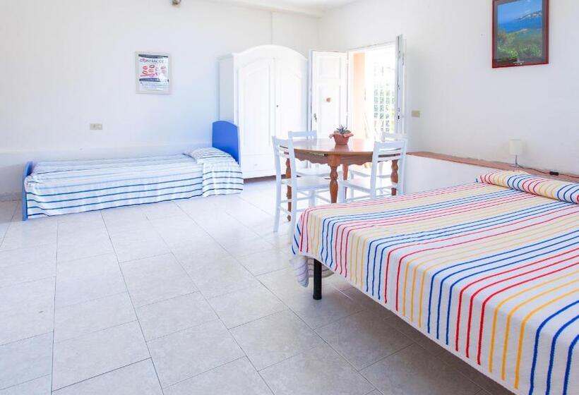 إستديو عائلى, Villa Emilia