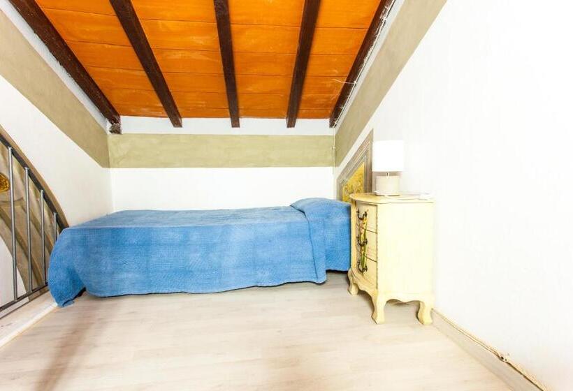 إستديو عائلى, Villa Emilia