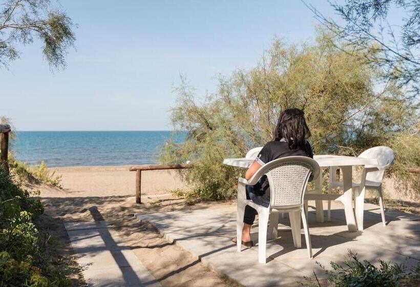 إستديو عائلى, Villa Emilia