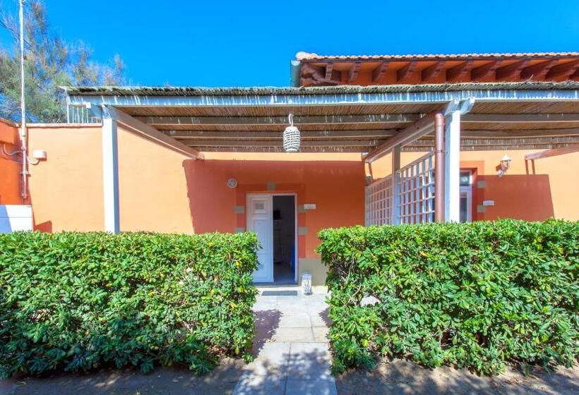 إستديو عائلى, Villa Emilia