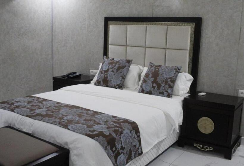 اتاق استاندارد یک نفره, City