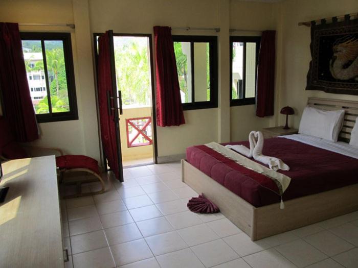 اتاق استاندارد با بالکن, Oasis Guesthouse & Bar