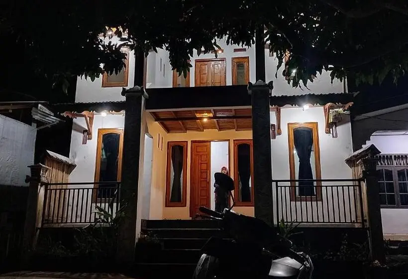 スタンダードルーム, Bukitlawangtour And Accomodation