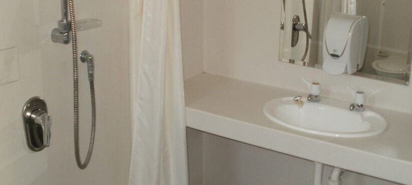 اتاق استاندارد, Arcadia   Hostel