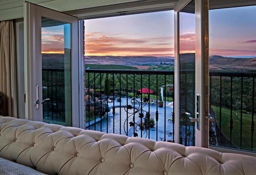 带大床的套房, Cameo Heights Mansion And The Vine Fine Dining Restaurant