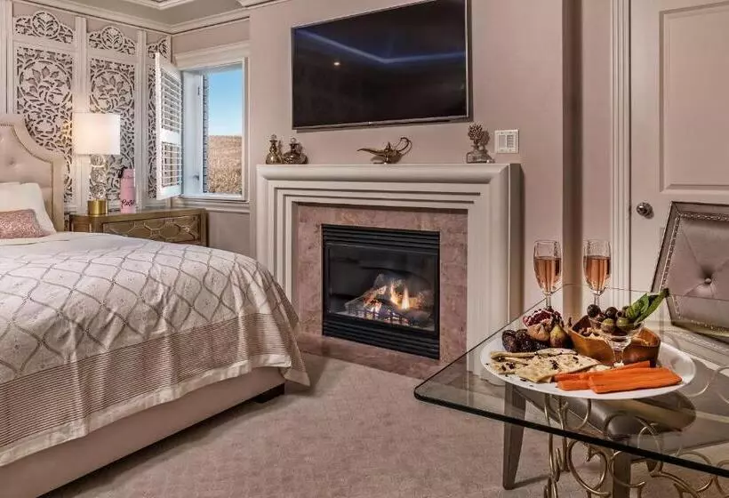 Deluxe-studio, Cameo Heights Mansion And The Vine Fine Dining Restaurant