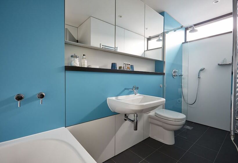 اتاق استاندارد, Kaywana Hall