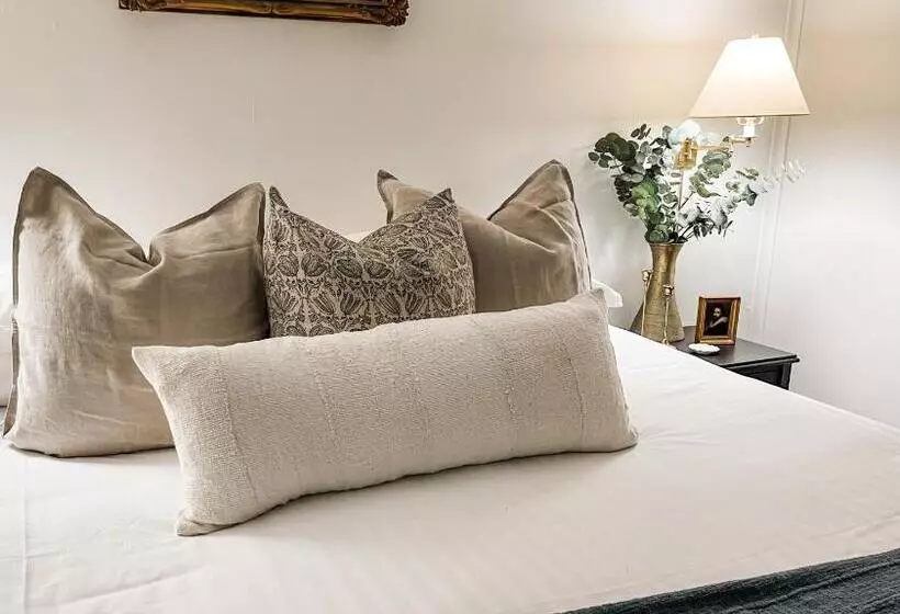 ２ベッドルームハウス, Woolrich Historic Garden Cottage