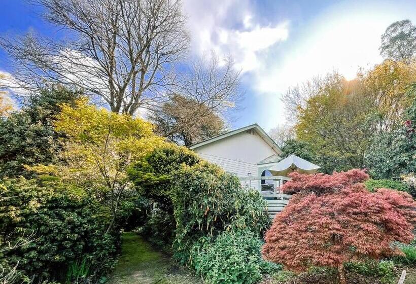 ２ベッドルームハウス, Woolrich Historic Garden Cottage